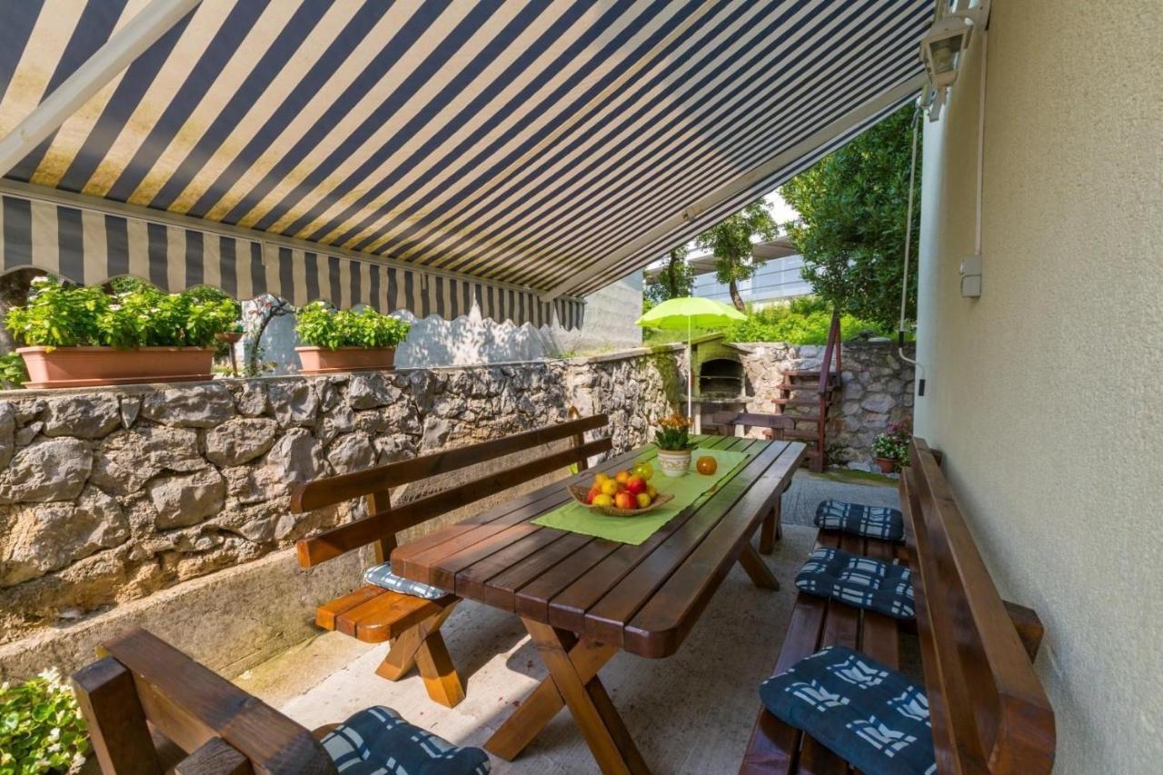 Two-Bedroom Apartment In Crikvenica Lxxxix Dramalj Eksteriør bilde