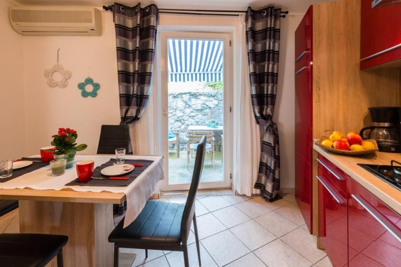 Two-Bedroom Apartment In Crikvenica Lxxxix Dramalj Eksteriør bilde