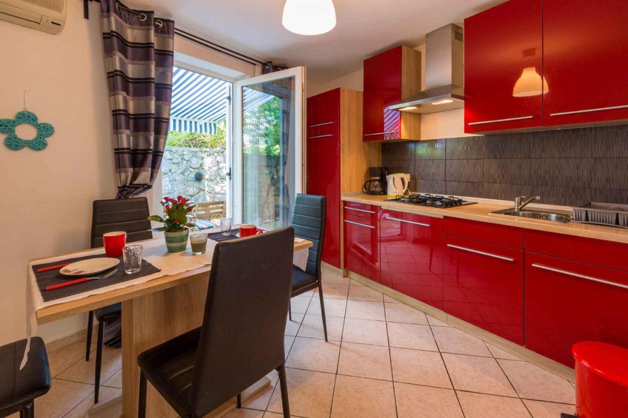 Two-Bedroom Apartment In Crikvenica Lxxxix Dramalj Eksteriør bilde